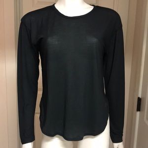 Under Armour Athletic/Athleisure L/S Top, XS, NWT!